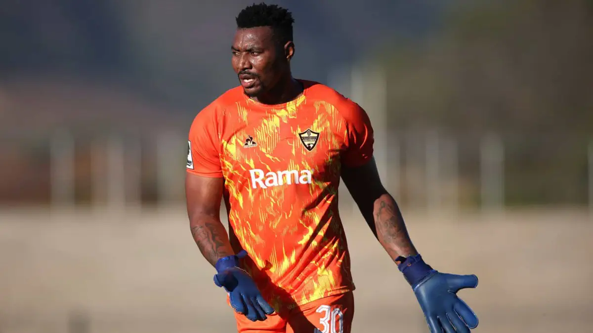 Oscarine Masuluke in talks to join PSL club 