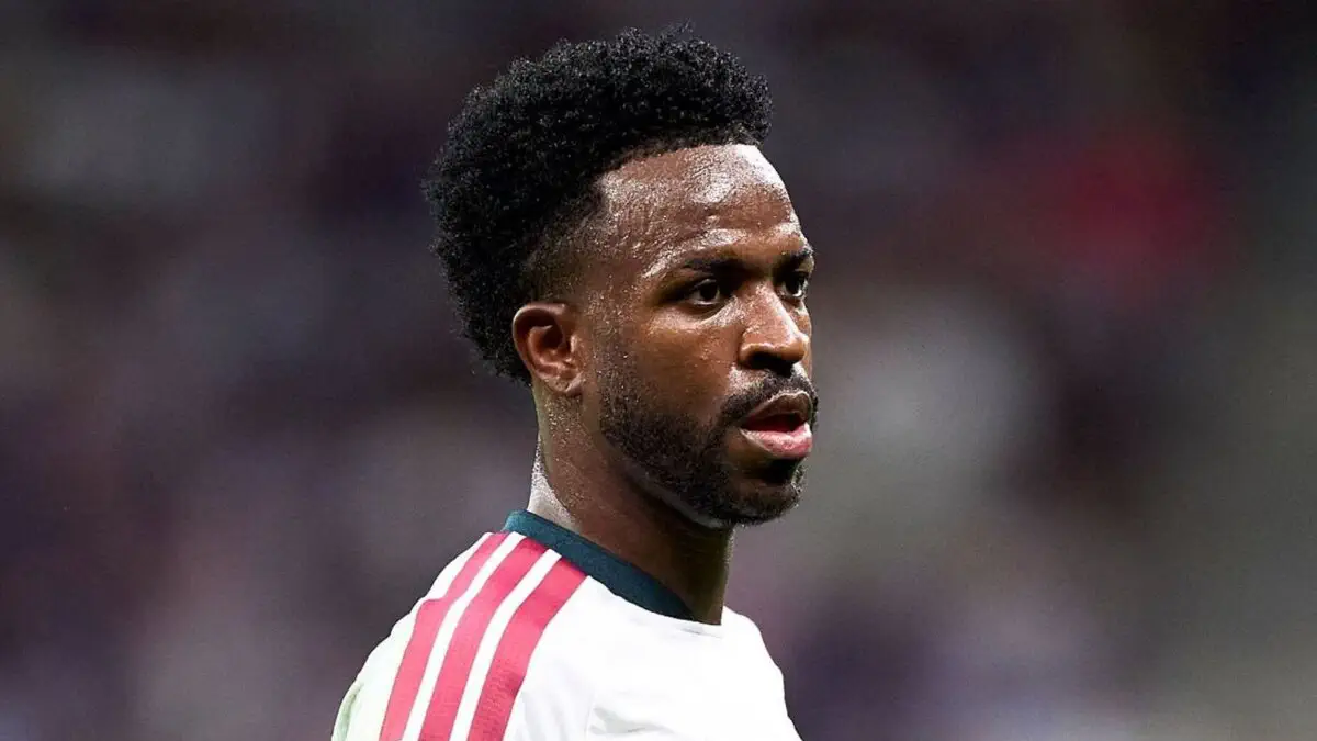 Real Madrid: former goalkeeper Santiago Cañizares criticizes Vinicius Jr
