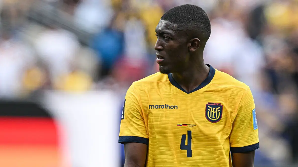 Aston Villa inquire about the speed of defender Joel Ordonez