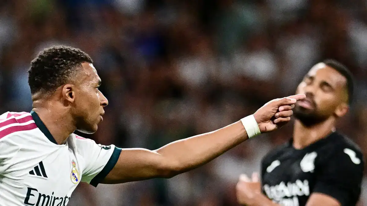 Real Madrid 4-1 Real Sociedad : grâce à un triplé de Mbappé, les Merengues prennent la tête de la Liga