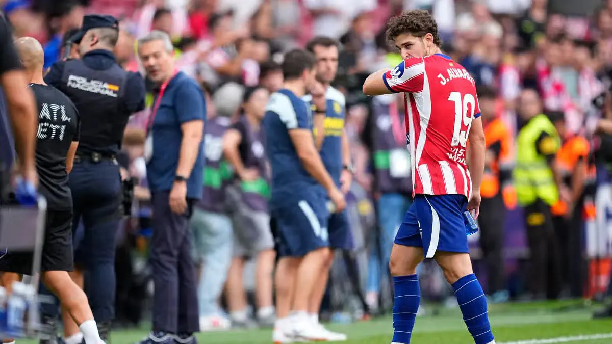 أتلتيكو مدريد: غياب جوليان ألفاريز عن التدريبات، المسلسل مستمر