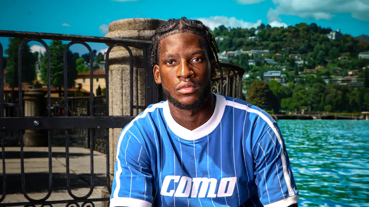 Mercato : Willy Kambwala rejoint Côme en prêt avec une option d’achat de 10 M€