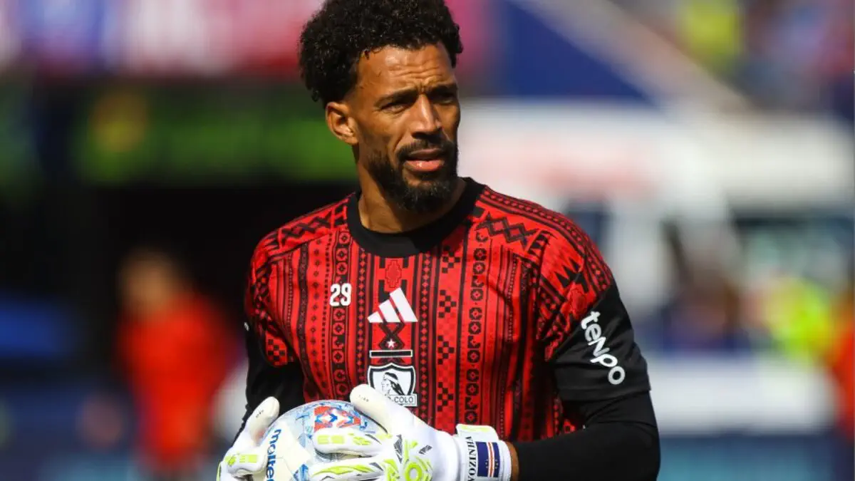 Colo-Colo : Vozinha réussit ses débuts avec un clean sheet après son Mondial historique