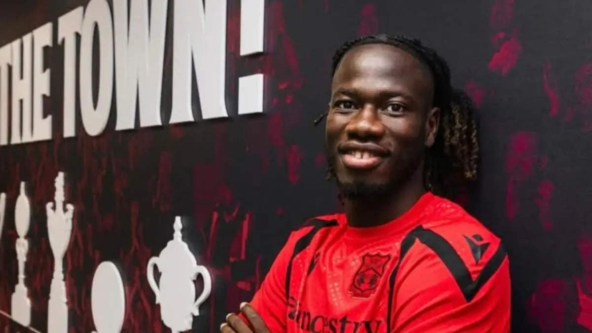 Officiel: Issa Kabore quitte City et signe définitivement à Wrexham 