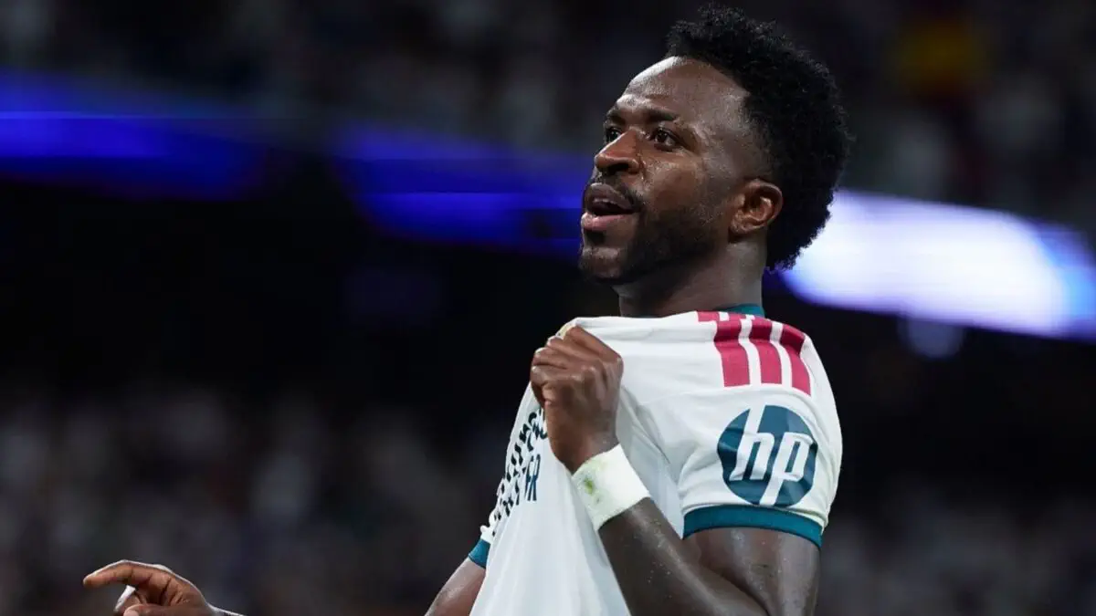 Real Madrid : le beau geste de José Mourinho envers Vinicius Jr au Santiago-Bernabéu
