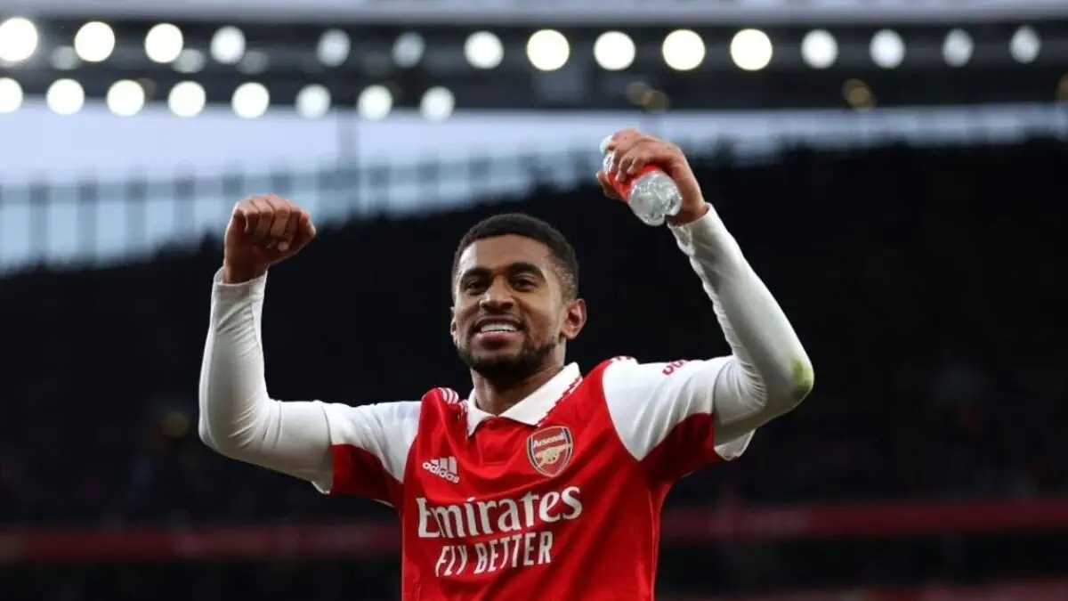 Arsenal se sépare officiellement de Reiss Nelson 
