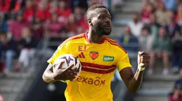 Ligue 1 : Louis Mafouta s’installe au sommet des buteurs avec un doublé