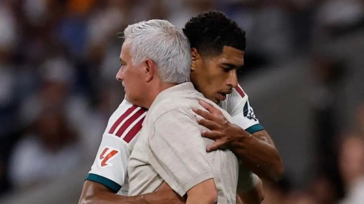 Real Madrid : José Mourinho s'enflamme pour Jude Bellingham
