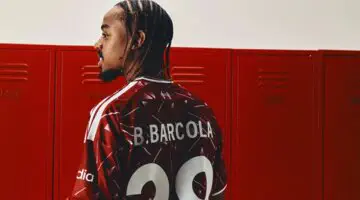 رسميا .. ليفربول يضم برادلي باركولا مقابل 145 مليون يورو