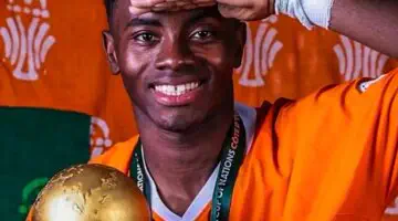 Brighton, Sunderland, Monaco… et maintenant l’Ajax, Simon Adingra à la recherche du déclic