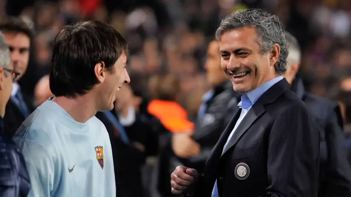 José Mourinho s'incline devant Lionel Messi