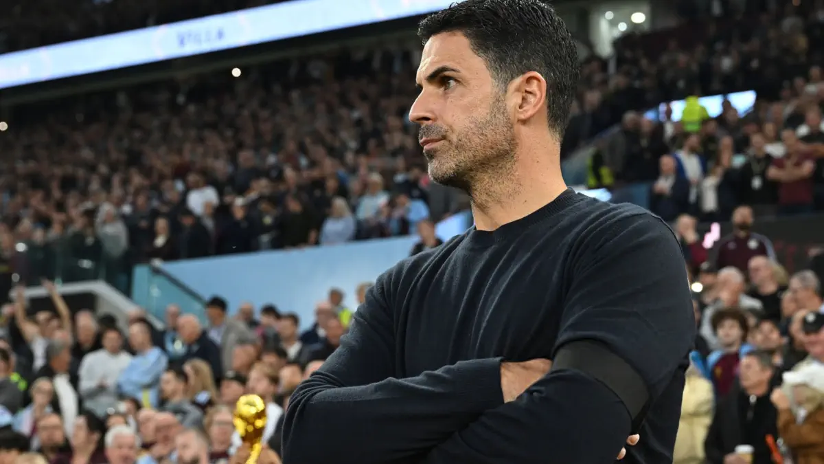 Arsenal: Andria Bartishvili under the Gunners' watchful eye