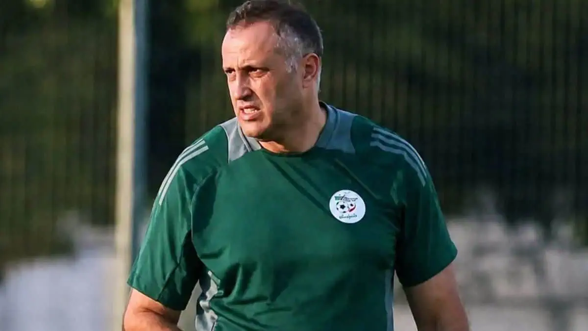 Équipe d’Algérie : les 5 principaux chantiers qui attendent Brahim Hemdani
