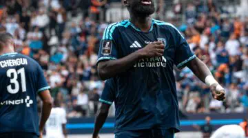 Ligue 1 : Sinayoko claque un triplé, Gouiri répond par un doublé et le Paris FC fait tomber l’OM au Vélodrome