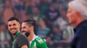 A picture of Daniel Ceballos with Mourinho is trending online! 