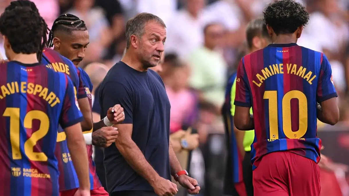 FC Barcelone : Hansi Flick veut toujours un numéro 9