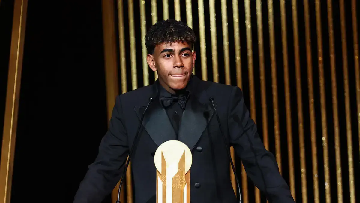 Ballon d’Or 2026 : les 10 nommés pour le prix du meilleur jeune avec 3 Africains !