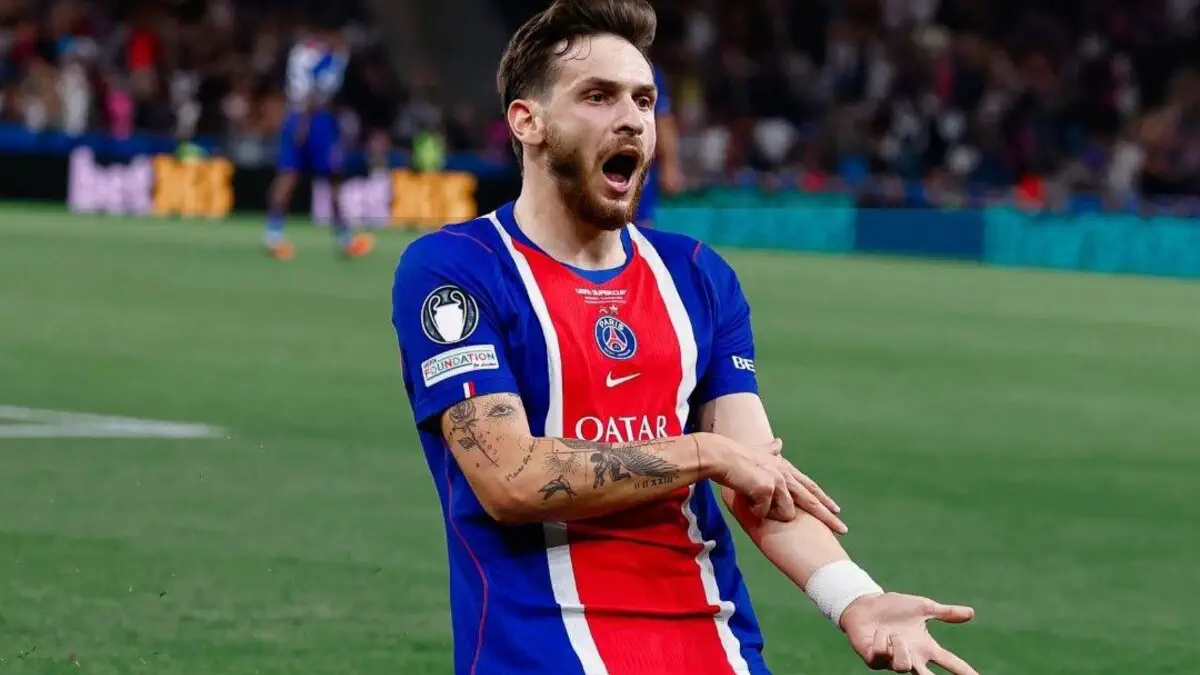 Ballon d'or 2026 : Khvicha Kvaratskhelia se livre sur ses chances