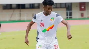 Junior Olugbade s’engage avec le Wydad Casablanca