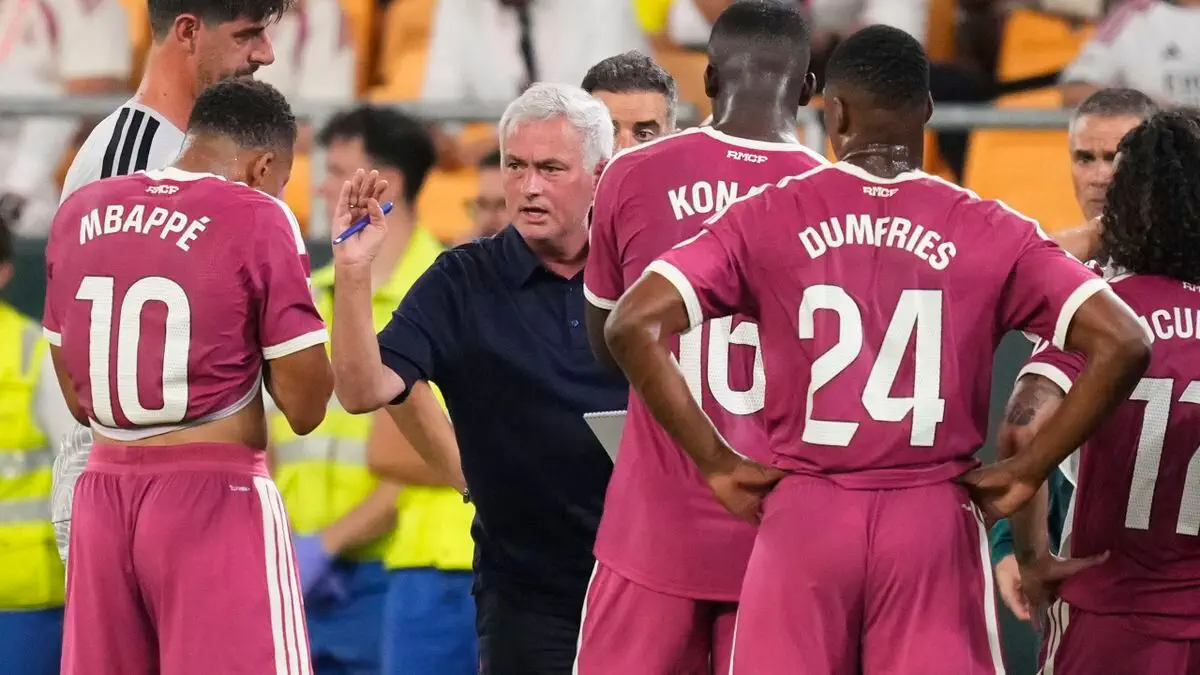 Real Madrid : José Mourinho vole au secours de Kylian Mbappé après les sifflets du Bernabéu