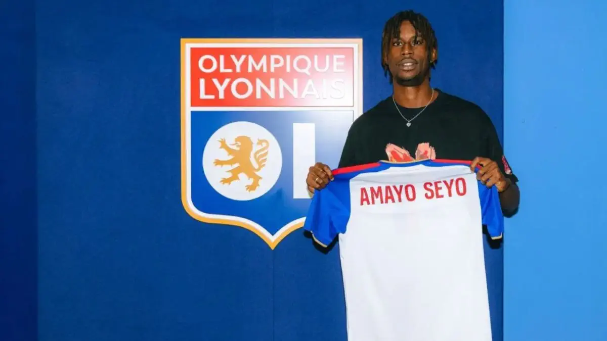 Olympique Lyonnais: Amayo Seyo signe son premier contrat professionnel 