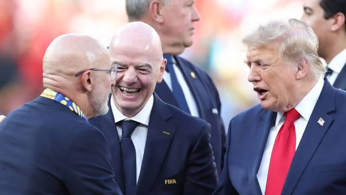 Luis de la Fuente détaille une étrange cérémonie de remise des médailles de la Coupe du Monde avec Trump