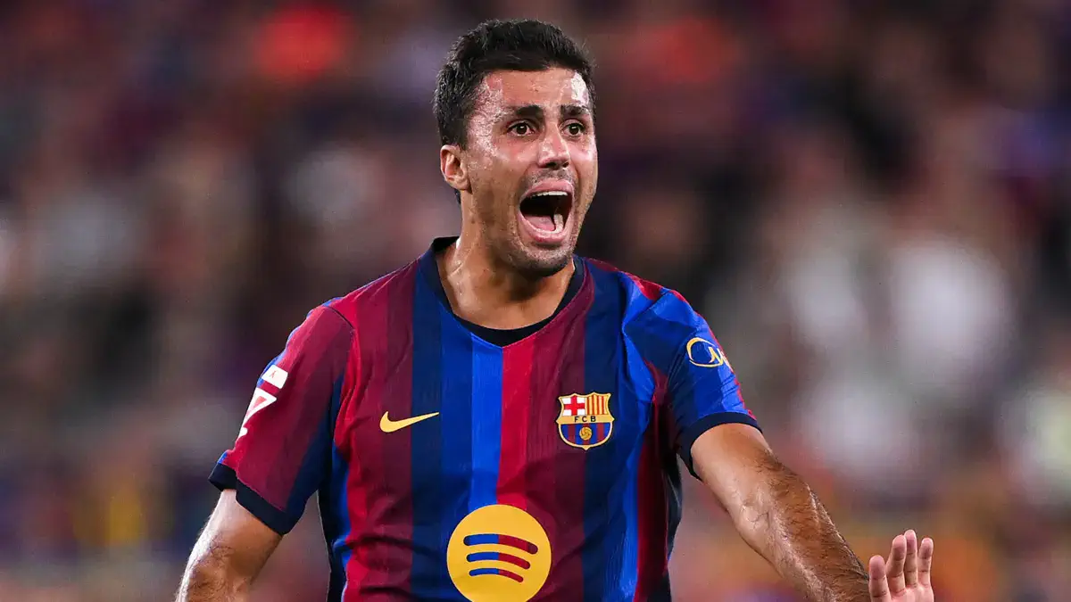 برشلونة: رودري يعتذر بعد تصريحاته المثيرة ضد فالنسيا