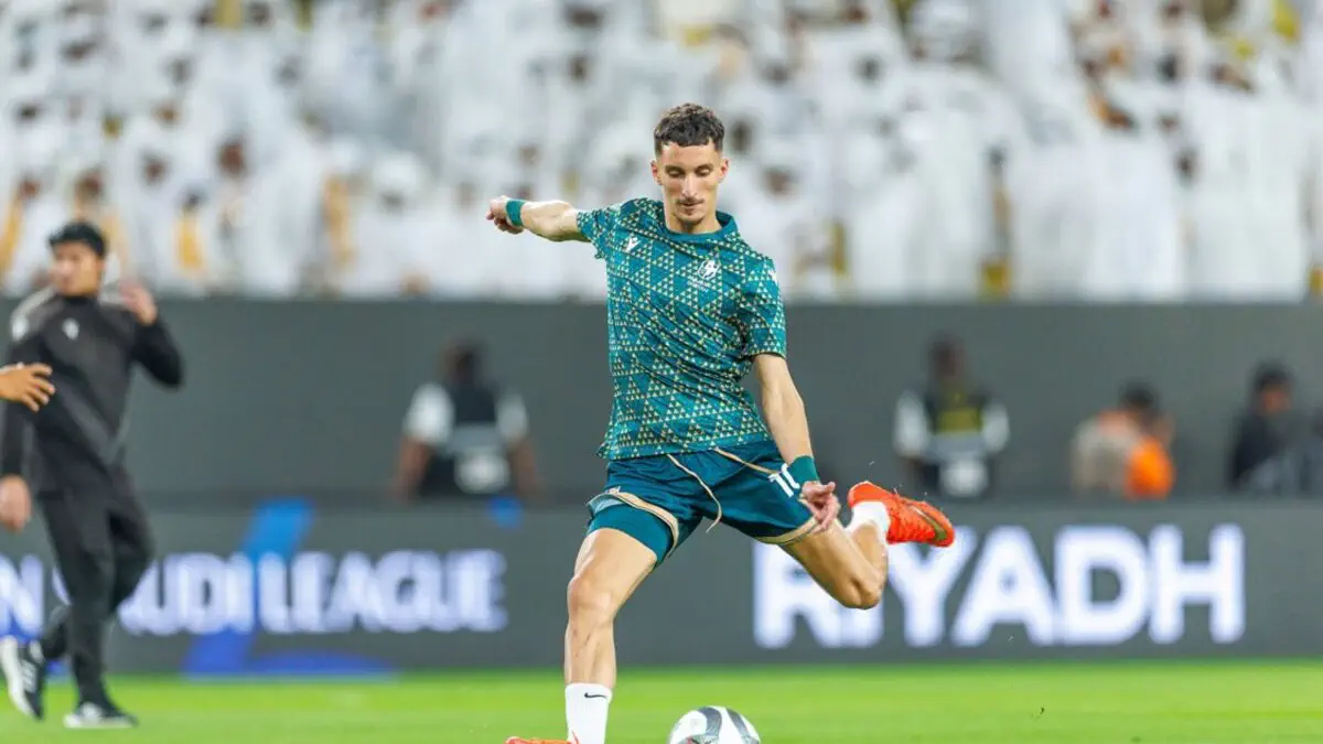 Saudi Pro League : Adil Boulbina s’épanouit et confirme son bon début de saison avec Al-Diriyah