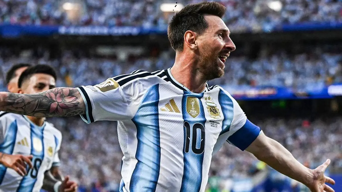 Ballon d’Or 2026 : Messi reçoit le soutien de Mac Allister et Lautaro