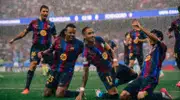 Ligue des Champions : Van Bronckhorst se rend devant le Barça et encense Lamine Yamal