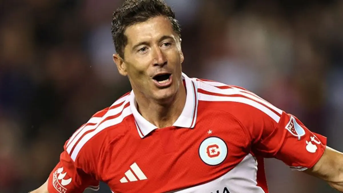 Chicago Fire : Robert Lewandowski met le feu en MLS