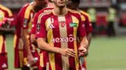 Ligue 1 : Adil Bourabaa et Abdallah Sima se distinguent dans le 2-2 entre Le Mans et Lens