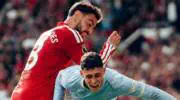 Manchester United captain Bruno Fernandes criticized for altercation with Phil Foden
