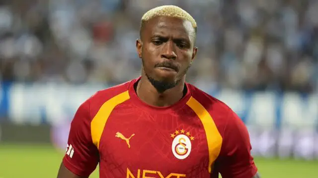 Le PSG attend le bon moment pour Victor Osimhen