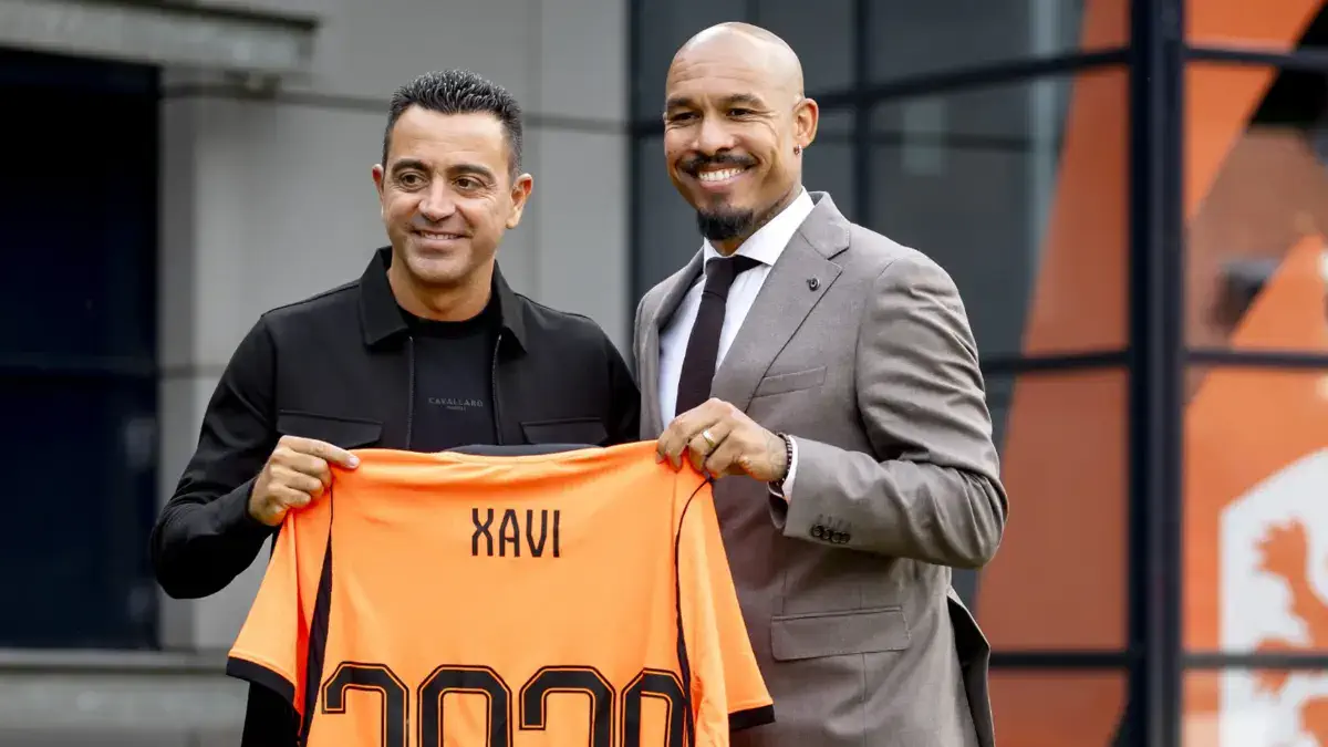 هولندا: تشافي هيرنانديز يكشف عن قائمته الأولى مع منتخب الطواحين