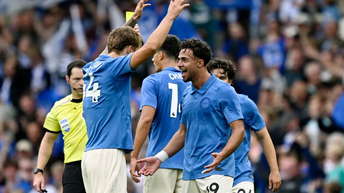 Brighton 2-0 Arsenal à la pause : les Seagulls donnent une leçon aux Gunners