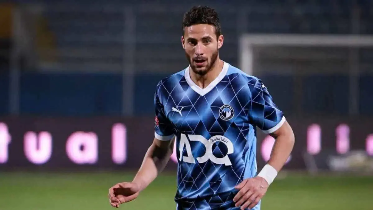 Coup de tonnerre en Égypte : le joueur des Pyramids Ramadan Sobhi suspendu jusqu’en 2029 !