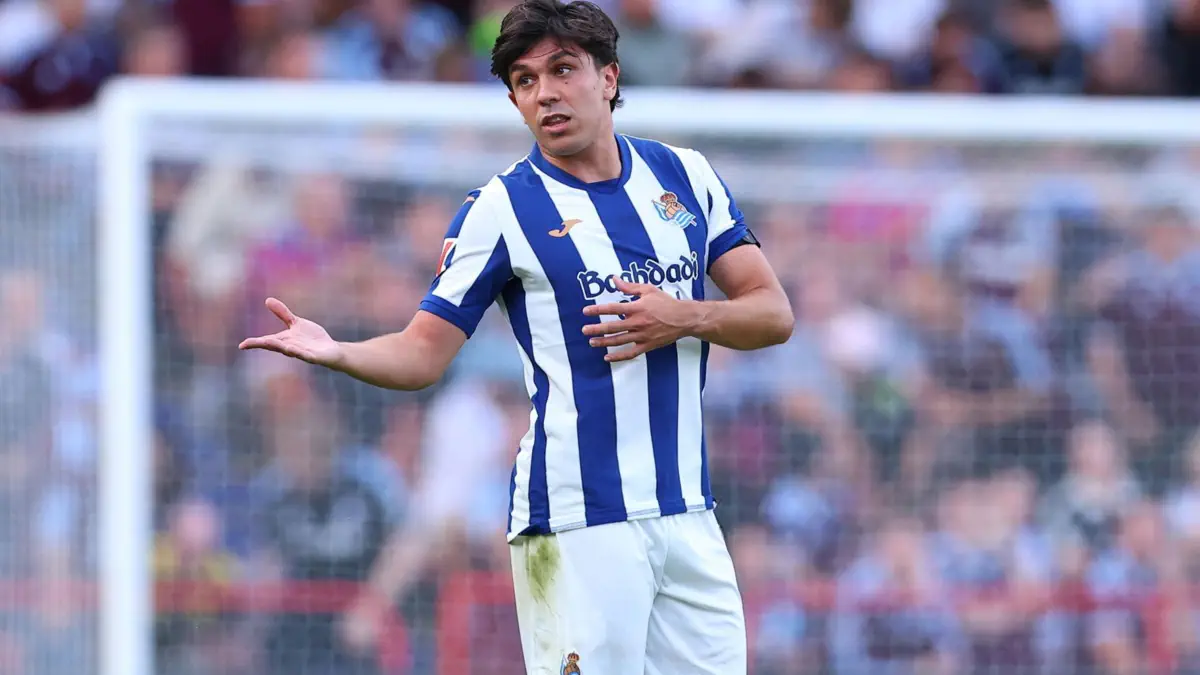 Breaking: Liverpool enters the race for Real Sociedad defender Jon Aramburu! 