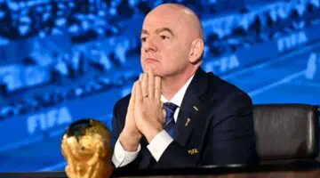 FIFA : deux vice-présidents réclament 10 millions de dollars pour chaque fédération