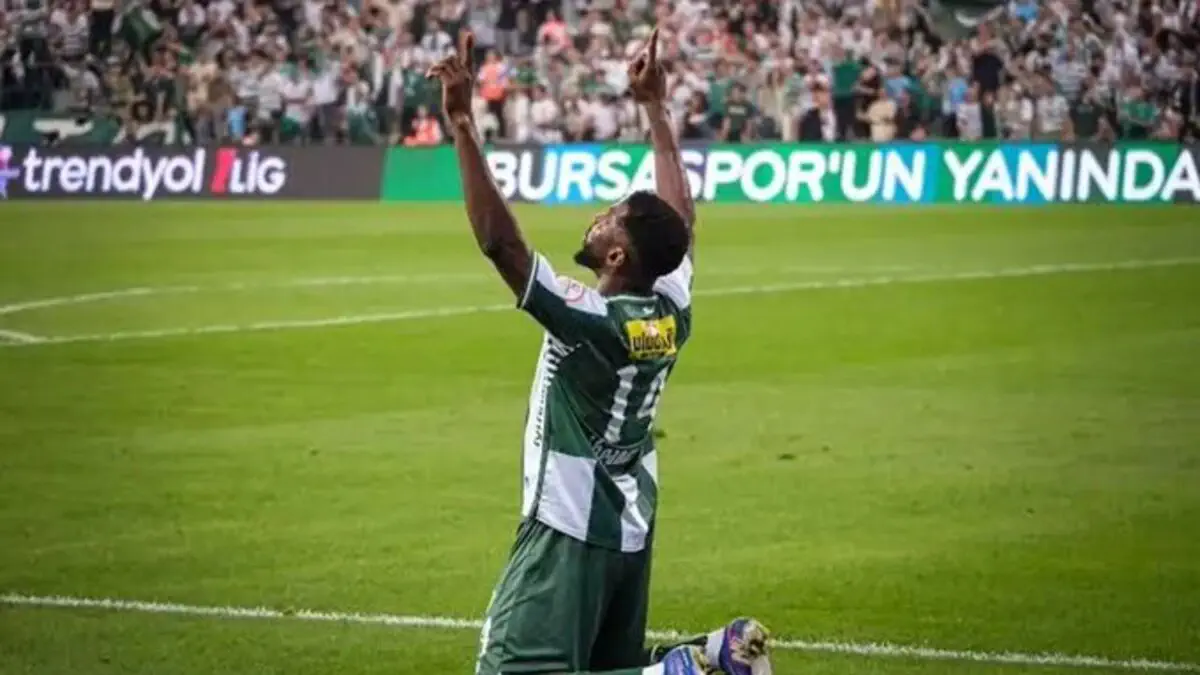 Bursaspor: Kelechi Iheanacho scores twice