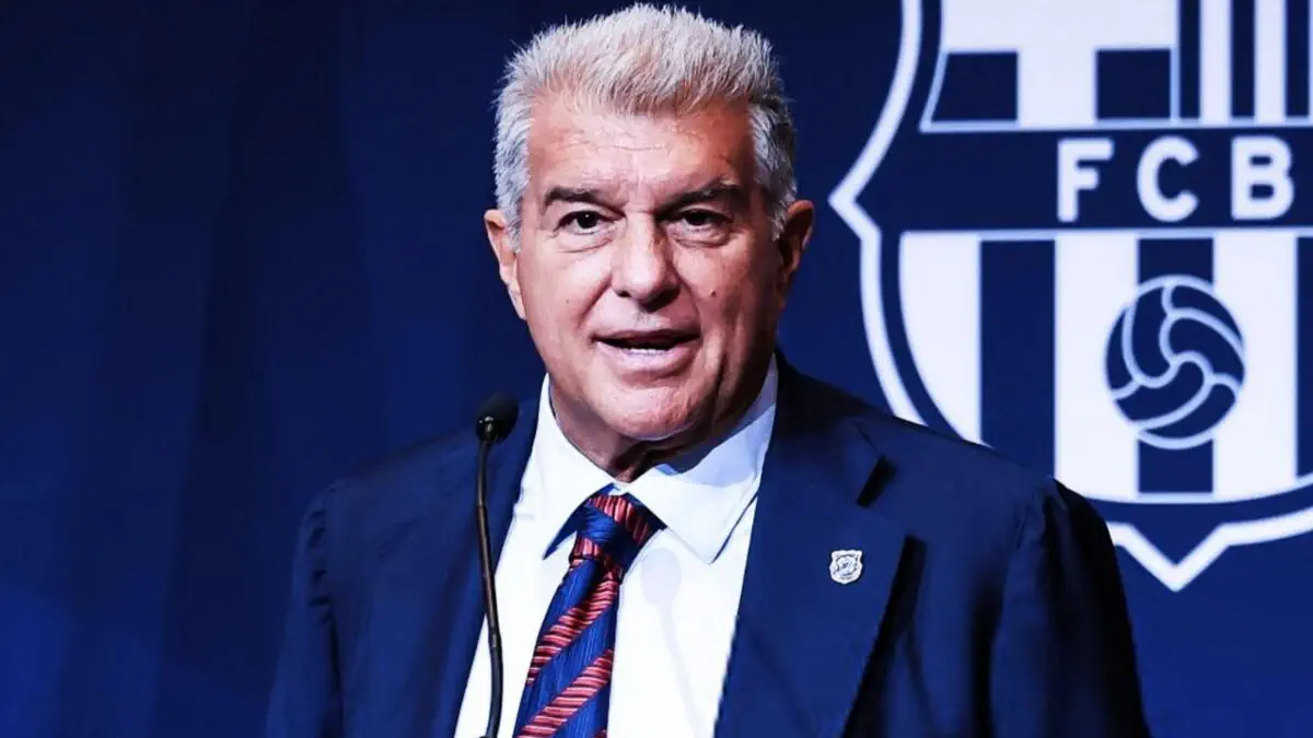 FC Barcelone : Joan Laporta s'en prend encore à l'Atlético pour Julián Álvarez