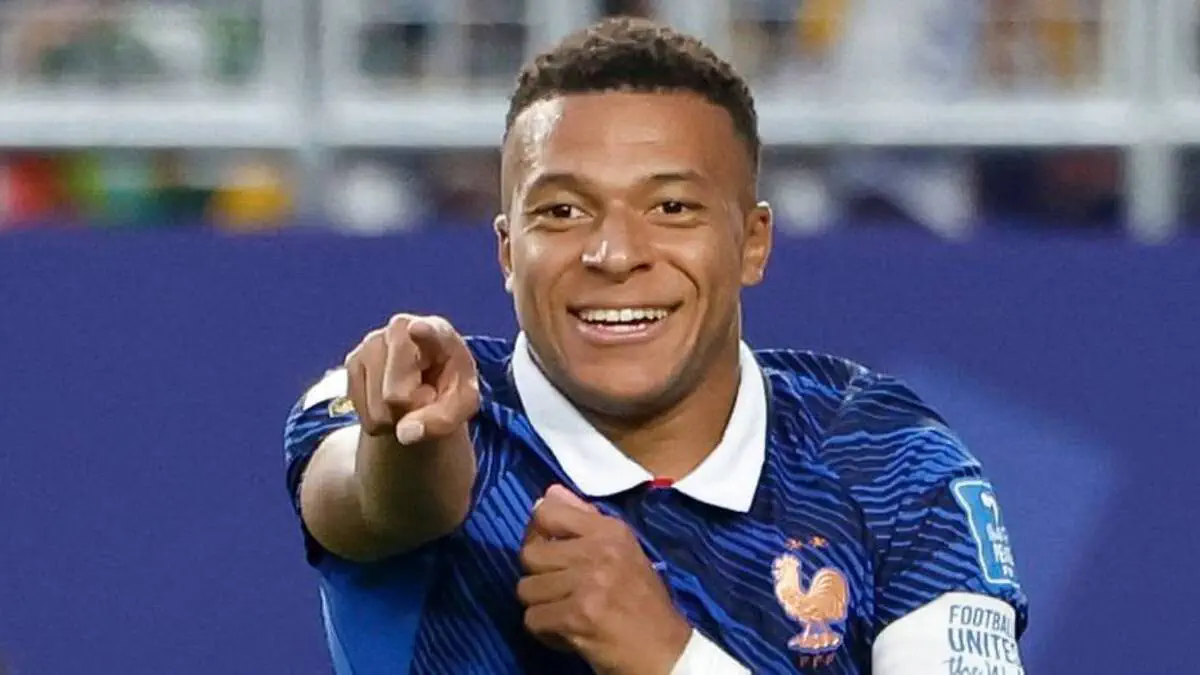Kylian Mbappé nomme ses 4 légendes du football : l’histoire digne d’un film derrière ses choix