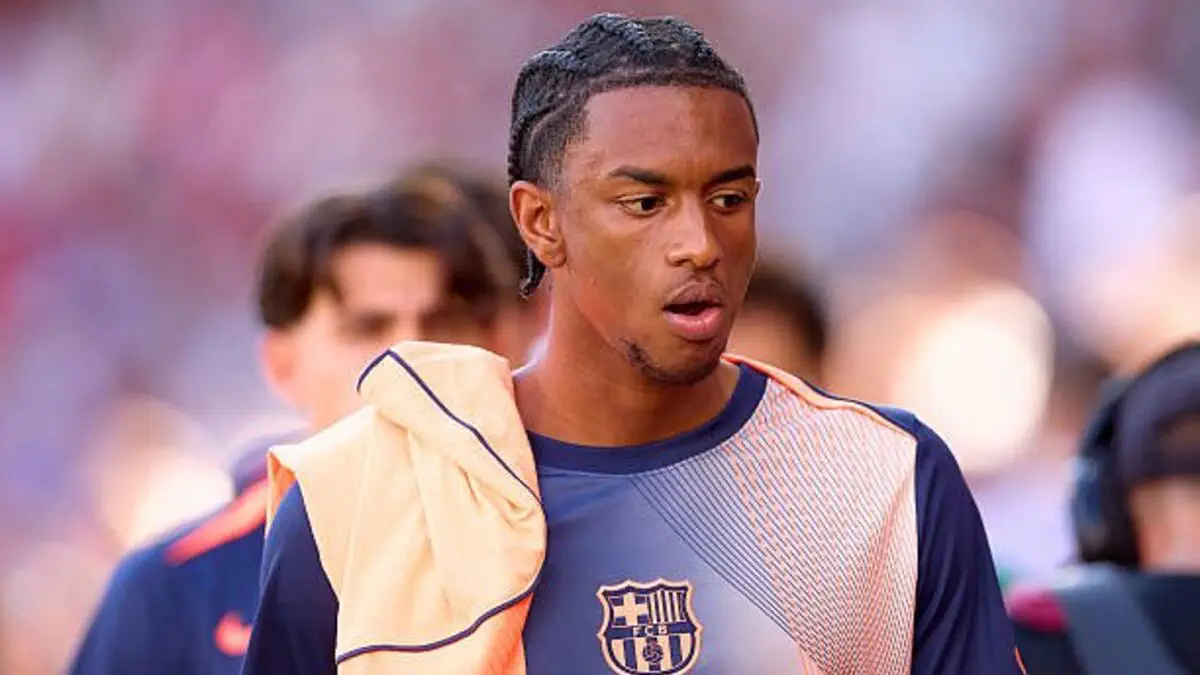 Manchester United continue to monitor Alejandro Balde