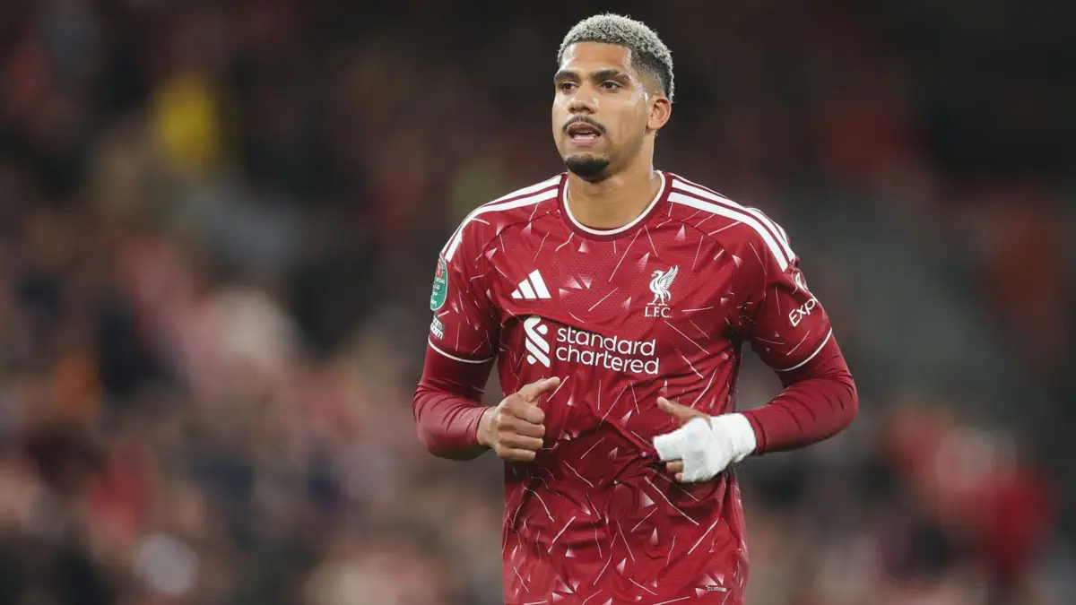 Liverpool is seriously considering signing Ronald Araújo on a permanent transfer