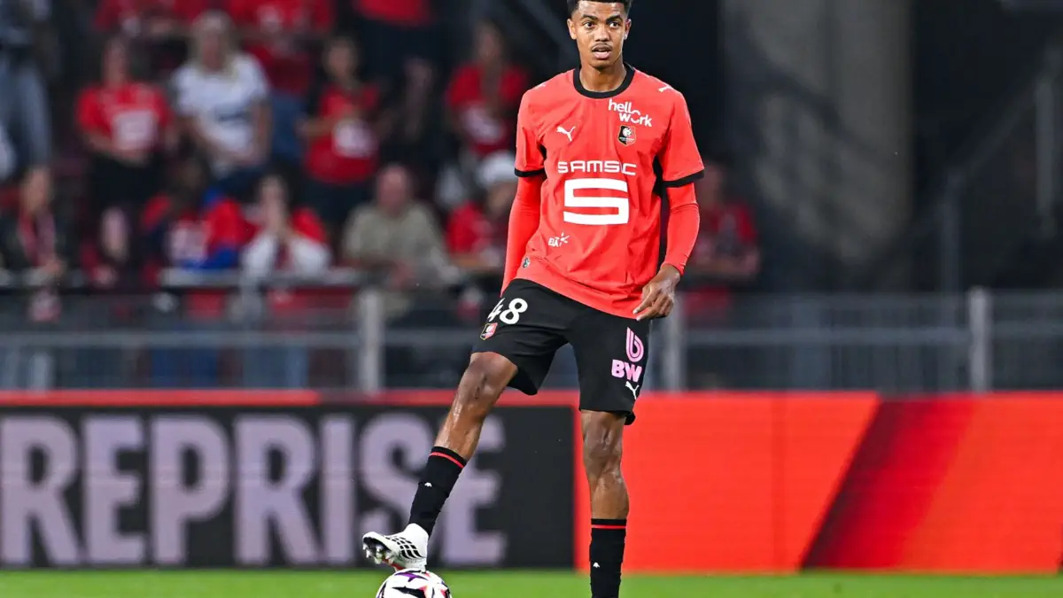 Newcastle United suit le défenseur marocain Abdelhamid Ait Boudlal
