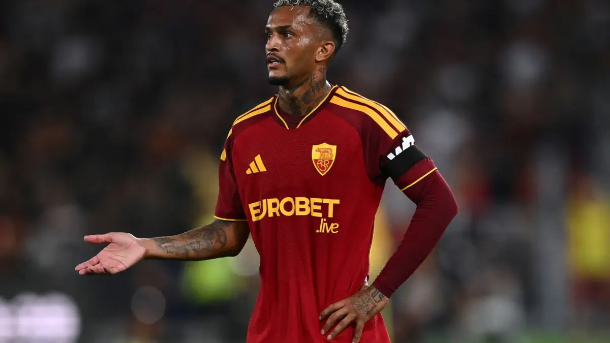 Manchester United is looking to sign Wesley França! 