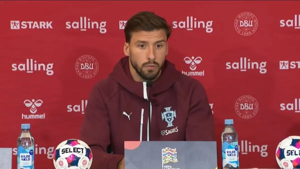 Manchester City : Ruben Dias dit non aux journalistes