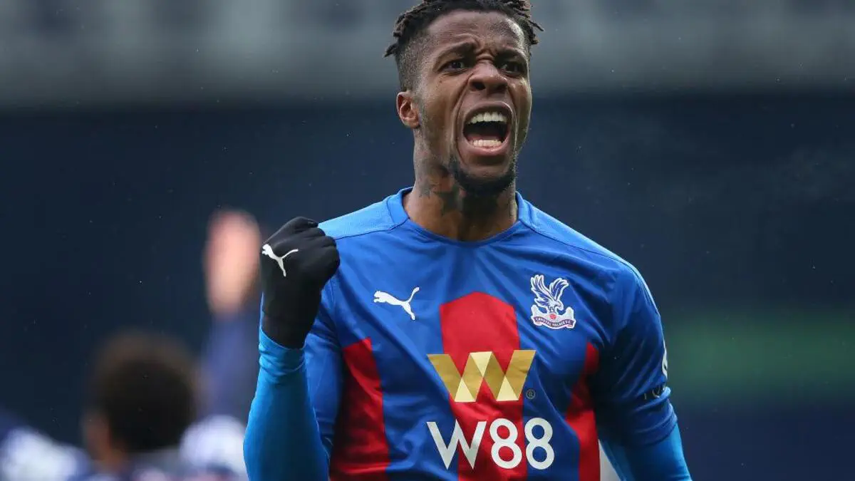 Wilfried Zaha: two options to relaunch his career
