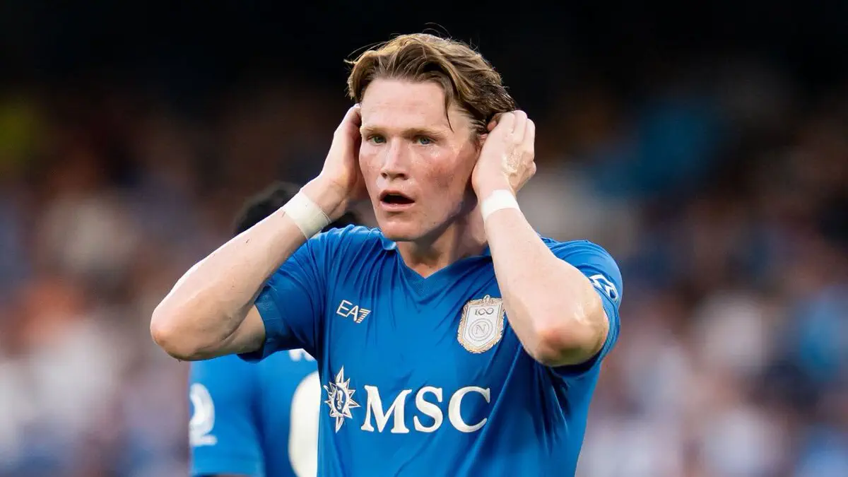 Scott McTominay: future at Napoli threatened by wage disagreement