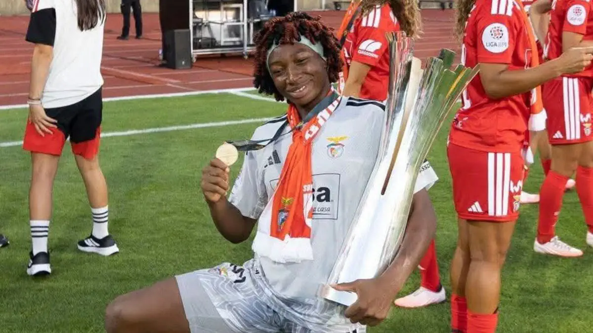 Benfica: after her outstanding AFCON, Michaely Bihina faces difficulties